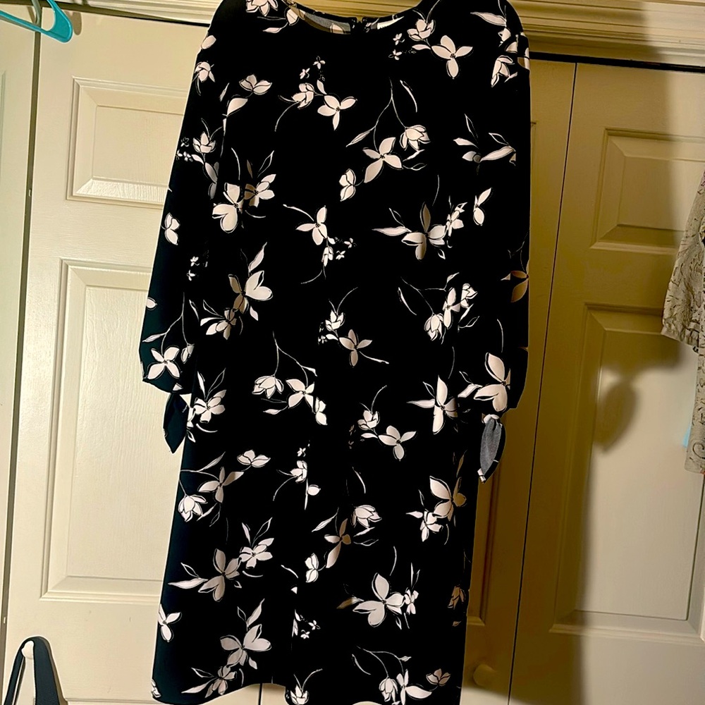 Ava & Viva 3x black and white floral sheath dress 3/4 sleeves
